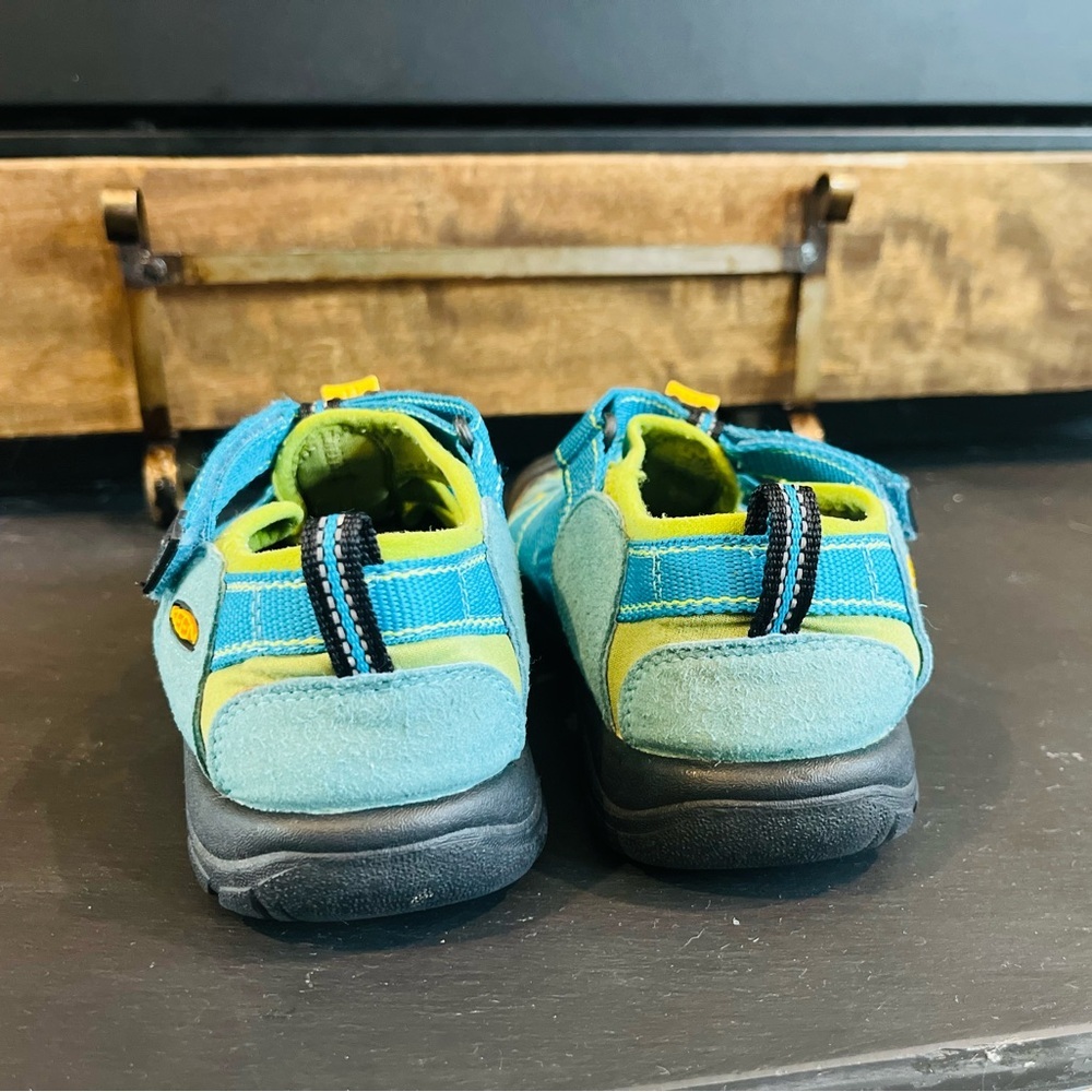 Keen Kids Blue and Green Outdoor Sandals - Picture 4 of 8